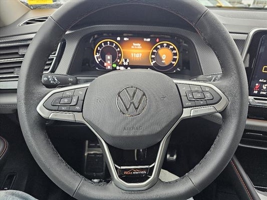 2024 Volkswagen Atlas Peak Edition SE 4Motion in Mankato, MN - Mankato Motor Company