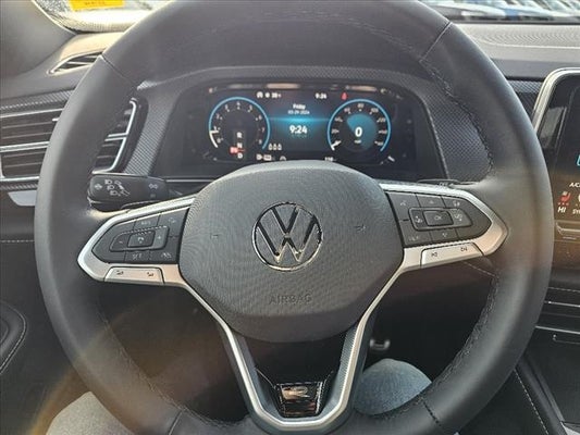2024 Volkswagen Atlas Cross Sport SEL Premium R-Line 4Motion in Mankato, MN - Mankato Motor Company