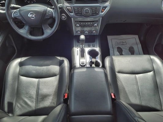 2019 Nissan Pathfinder SL in Mankato, MN - Mankato Motor Company